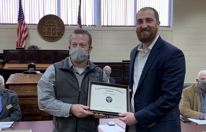 From left are Elbert County Commission Chairman Lee Vaughn and Georgia Department of Community Affairs Region 3 Representative John VanBrunt.